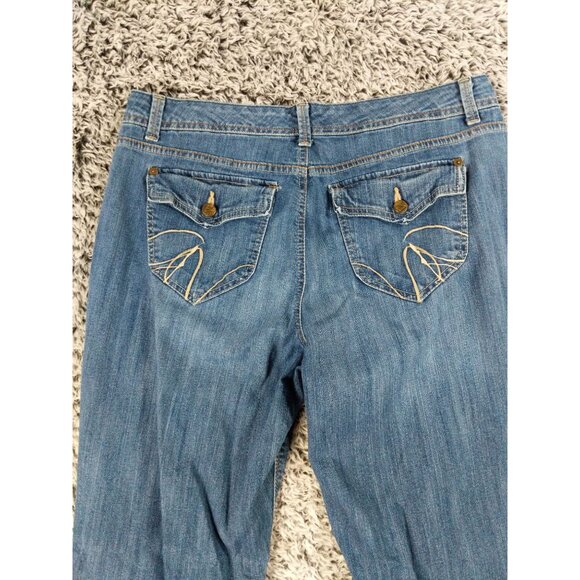 GLORIA VANDERBILT Straight Leg Jeans Women SZ 34 x 30.5 Flap Pockets Medium Wash - Picture 3 of 9